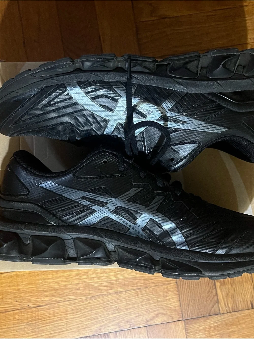 Asics Black Men's Athletic Running Sneakers
